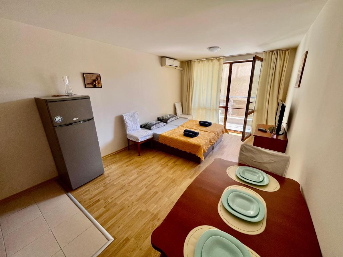 Alexandr Apartments Vigo نيسيبار المظهر الخارجي الصورة