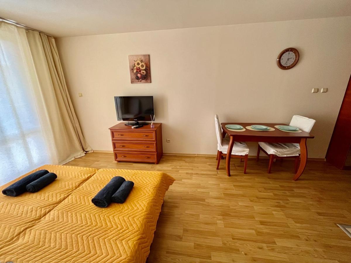 Alexandr Apartments Vigo نيسيبار المظهر الخارجي الصورة