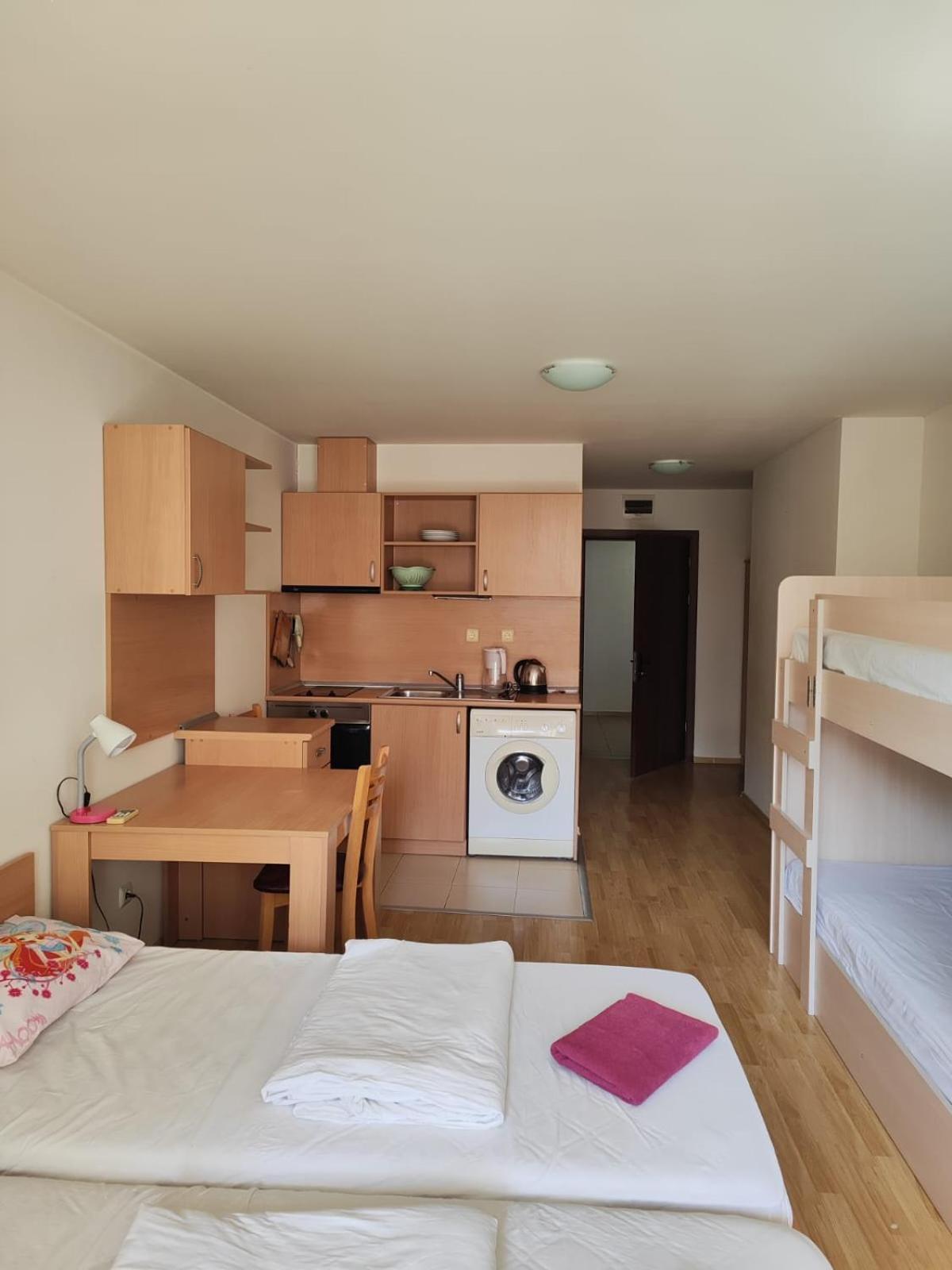 Alexandr Apartments Vigo نيسيبار المظهر الخارجي الصورة
